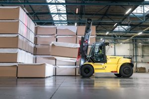 Hyster has announced an expanded lineup of high-capacity electric forklifts that offer the configurability to match a range of heavy-duty applications.