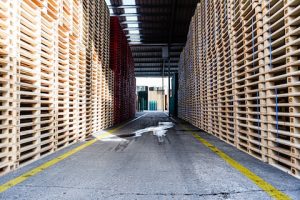 The European Federation of Wooden Pallet and Packaging Manufacturers (FEFPEB) has highlighted reports of increasing upward price pressure in recent months, as mixed market dynamics and supply constraints impact the market.