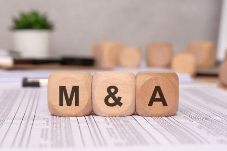 The UK Competition and Markets Authority (CMA) has cleared GXO’s acquisition of Wincanton following the business’s offer to sell Wincanton’s dedicated grocery warehousing business.