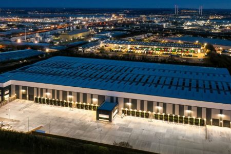 Located within half a mile of junction 30/31 of the M25, Purfleet 343 provides 343,281 sq ft of strategically-located logistics space, ideally placed to serve London and the South East.