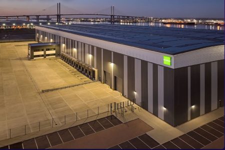 Located minutes from Junction 1a of the M25, Dartford’s Crossways Commercial Park offers market-leading logistics space with fast access to London and the south east.