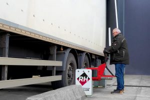Rite-Hite, one of the leading manufacturers of loading bay and health and safety equipment, has expanded its range of vehicle restraint systems with the launch of a new Manual Ergonomic Wheel-Lok, providing a robust, intuitive and cost-effective solution for safe loading and unloading operations.