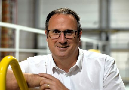 Russell Hutchinson.JPG
sotr-s_1.png
sotrm.png