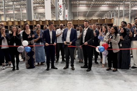 The new multi-user contract logistics facility spans 23,000 sq m with 20 metre high ceilings.