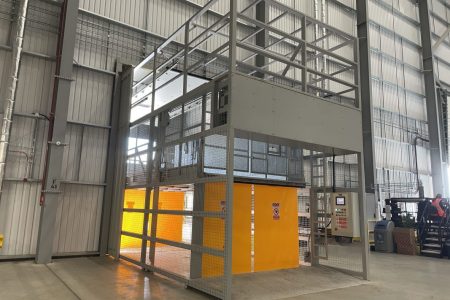 Hörmann Transdek has supplied and installed a Vehicle-to-Ground (V2G) lift at Next’s South Elmsall distribution centre, near Wakefield.