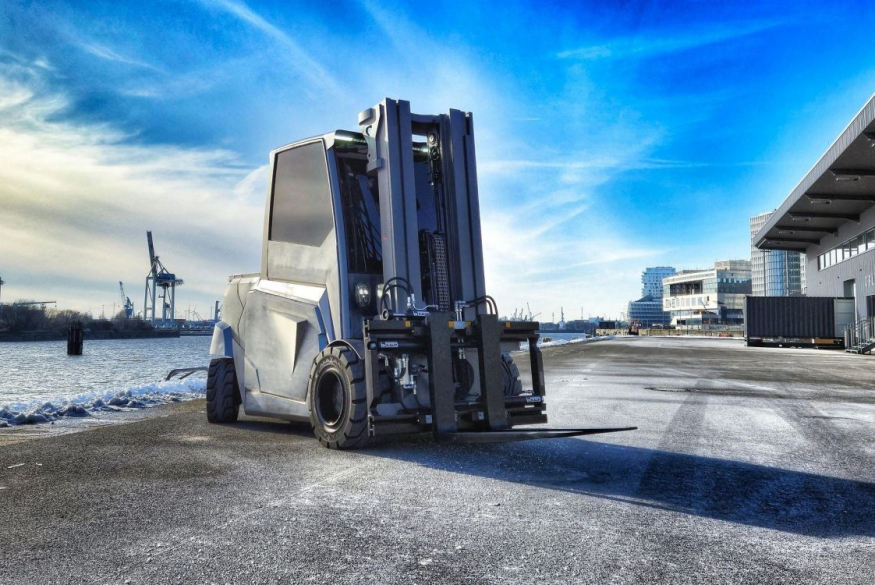 Jungheinrich unveils high-voltage FalcOn counterbalance truck