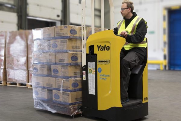 Intelligent Energy is supporting the Lighter than Aire (LtA) Hydrogen Valley project by powering a fleet of up to 40 warehousing trucks across two major logistics hubs in Yorkshire and Humber.