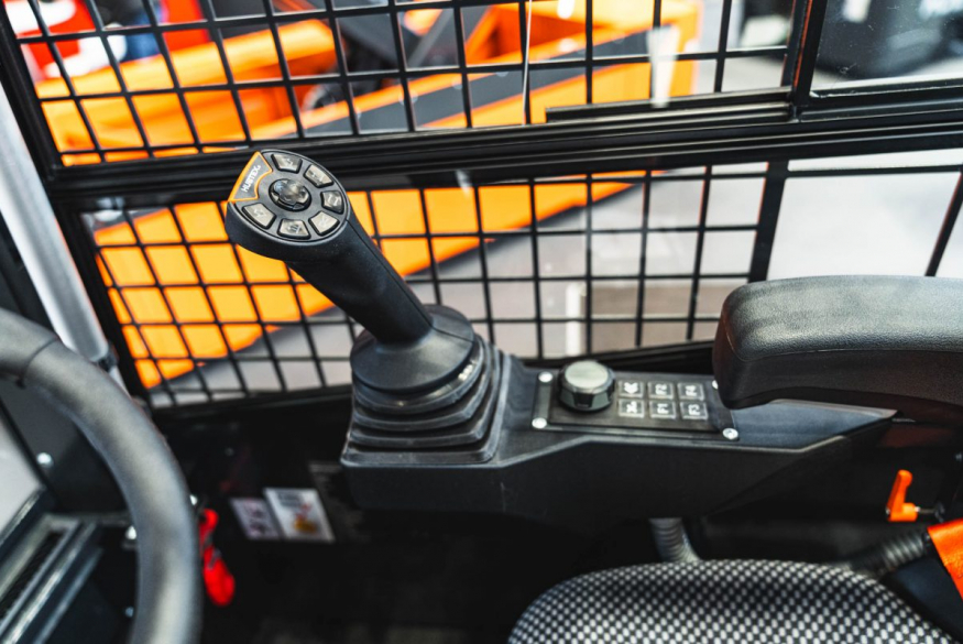 Hubtex has developed the control concept for its multidirectional trucks