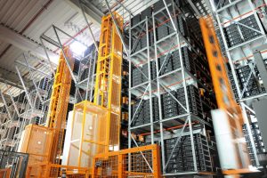 Automation, robotics and real-time data flows are reshaping warehouse operations across the logistics sector. As distribution centres become increasingly connected and automated, reliable industrial connectivity is emerging as a key factor in maintaining productivity, operational continuity and system performance.