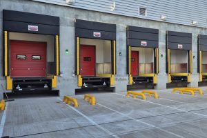 Bidfood’s state-of-the-art distribution centre in Worcester now features cutting-edge loading bays, level access doors, and temperature-controlled systems installed by long-term partner FBS Hörmann.