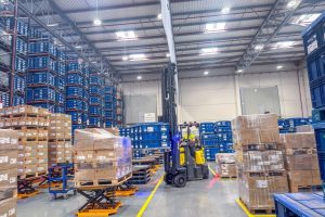 Plastic component manufacturer for the automotive industry ITW España was seeking a smarter, more efficient way to optimise its production and logistics operations.