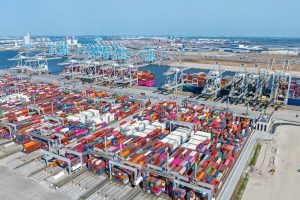 The eComm logistics player has designed the facility to support both B2B distribution and B2C order fulfillment.