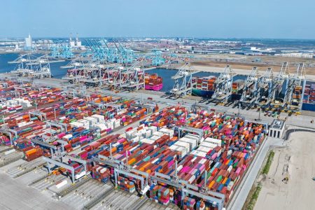 The eComm logistics player has designed the facility to support both B2B distribution and B2C order fulfillment.