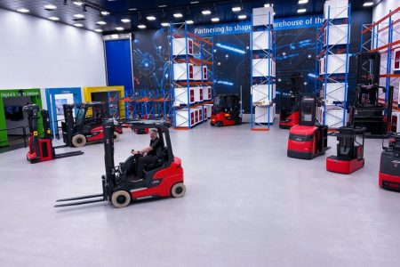 Linde Material Handling (MH) has been awarded the EcoVadis Platinum Medal for the third consecutive year after achieving its highest-ever score of 92 out of 100.