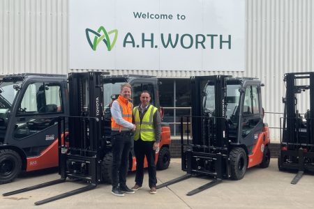 The UK’s leading producer of cavolo nero and kale has taken delivery of nine new Toyota forklift trucks at its Fosdyke site.