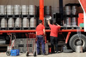 Drinks producers and their logistics partners have new best-practice guidance on securing loads, after Logistics UK published a major update to its sector guide in response to the 2,000 prohibitions the DVSA issues each year for insecure loads.