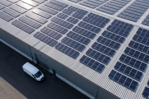 Warehouses, distribution units and other rented industrial buildings can face substantial electricity costs, particularly where lighting, refrigeration, charging equipment or automated systems operate for long periods. For owners considering solar energy, when a property uses electricity matters alongside the amount of roof space available.