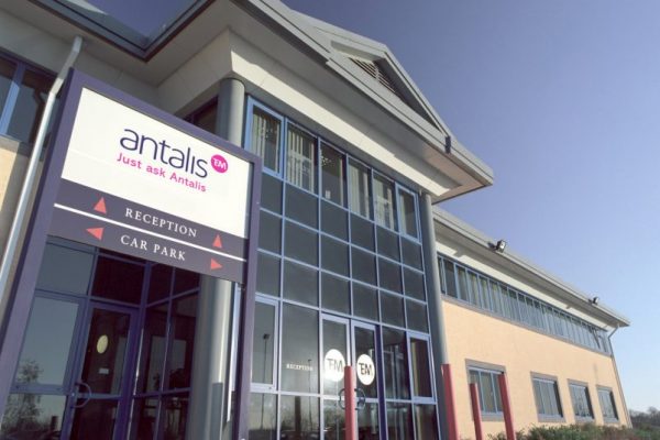 Antalis confirms that on 18 September 2026, it acquired the assets and trade of Ovenden Papers from its administrators, strengthening its presence in the UK paper merchanting market and bringing the business and its customers into the Antalis network.
